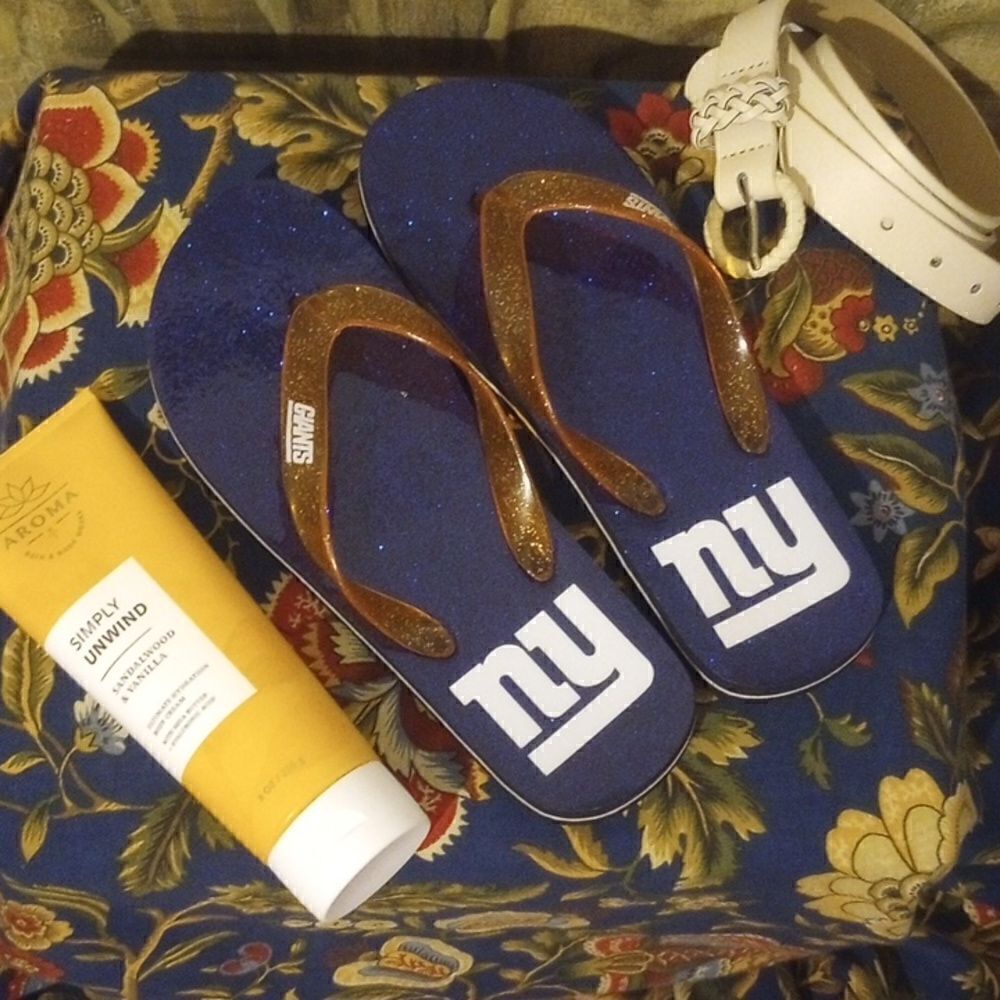 New York Giants Fan Flip Flops!*